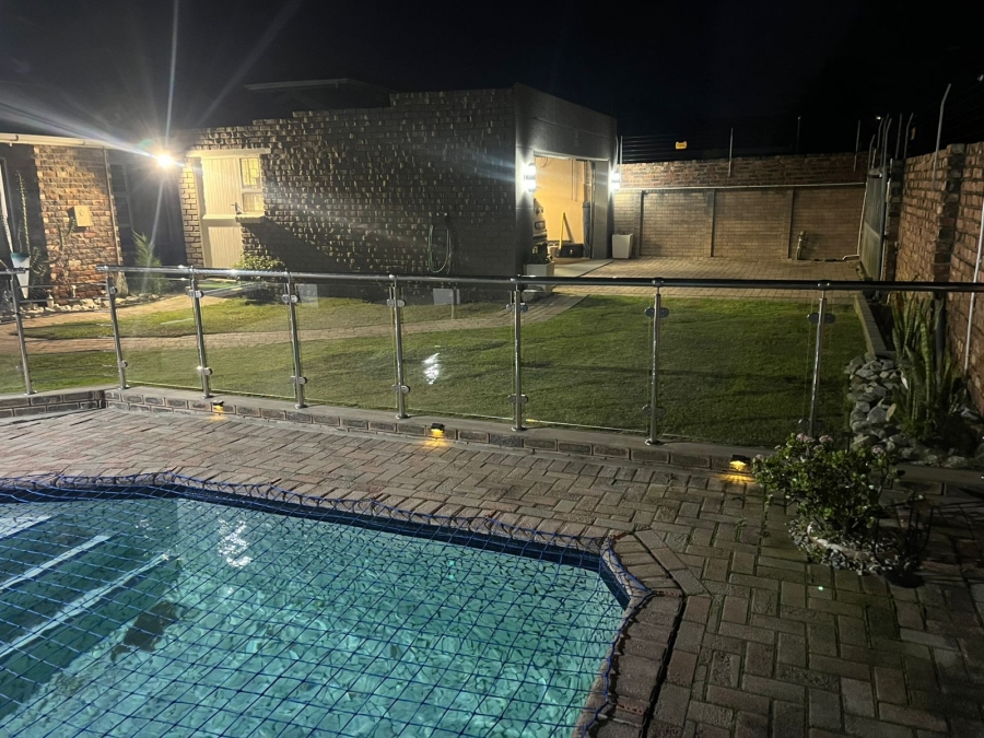 6 Bedroom Property for Sale in Sherwood Eastern Cape